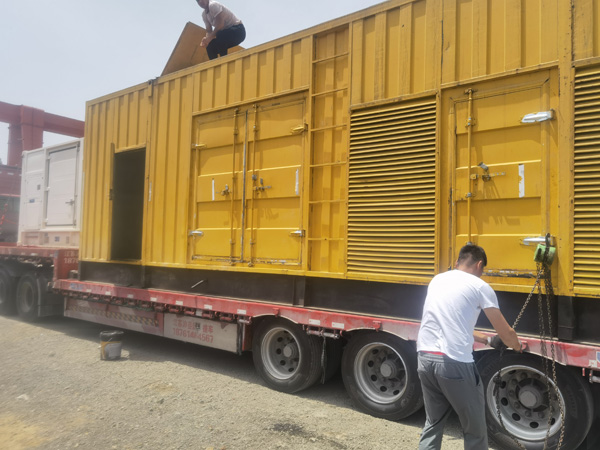 金秀除了负载情况和发动机维护，还有哪些因素会影响 200kw 柴油发电机的油耗？