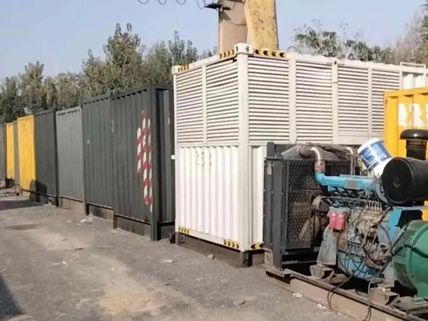 金秀200KW柴油发电机机组每小时油耗是多少？